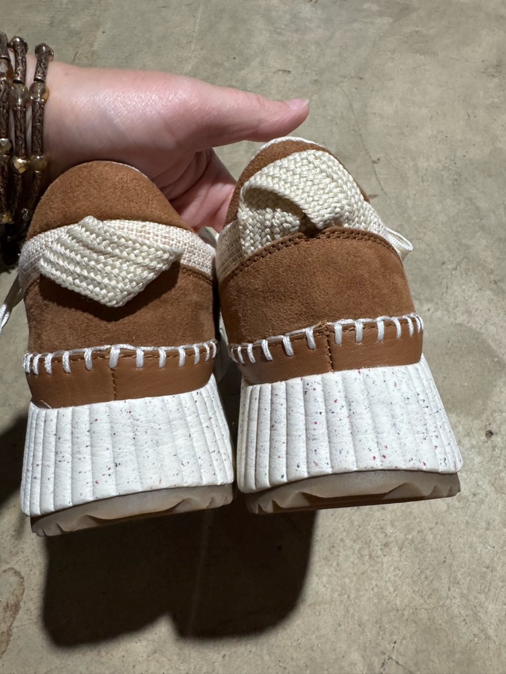 Universal Thread Platform Plaid Sneakers Women’s Size 8 Cream Tan Fall Comfy - Picture 3 of 5